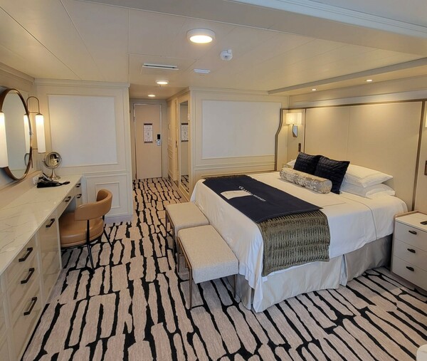 Oceania Marina - Penthouse 3.JPG